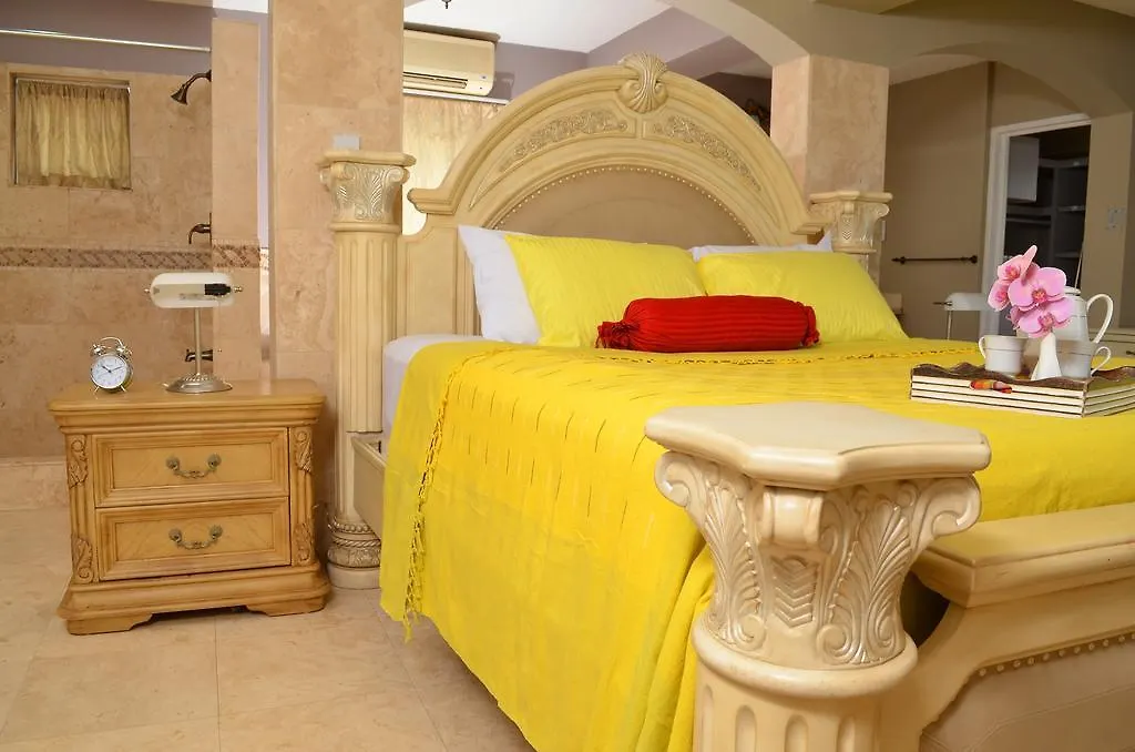 Heritage House Vigie Castries Bed & Breakfast