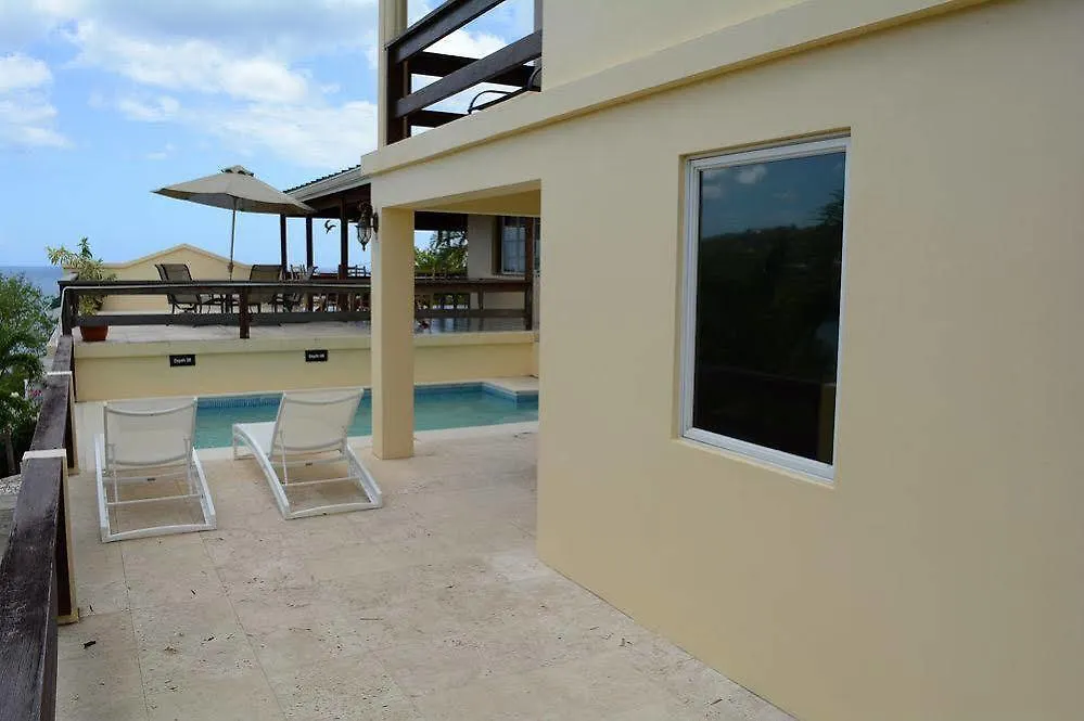 Heritage House Vigie Castries Bed & Breakfast