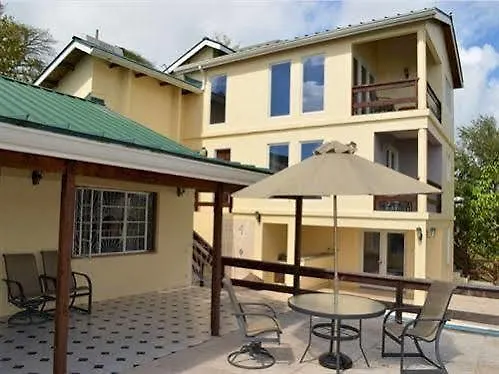 Heritage House Vigie Castries Bed & Breakfast